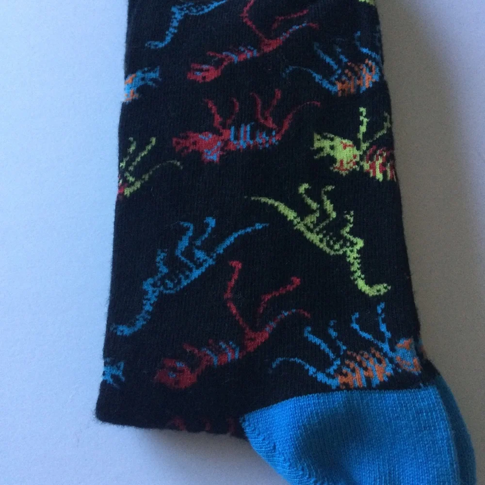 UNSIMPLY STITCHED MENS COMBD COTTON SOCKS NEON DINOSAUR NAVY BLUE MULTI OS NWT